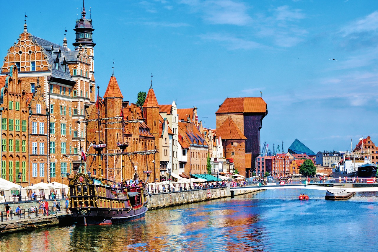 Experience the magic of Gdansk: Plan your weekend getaway now!